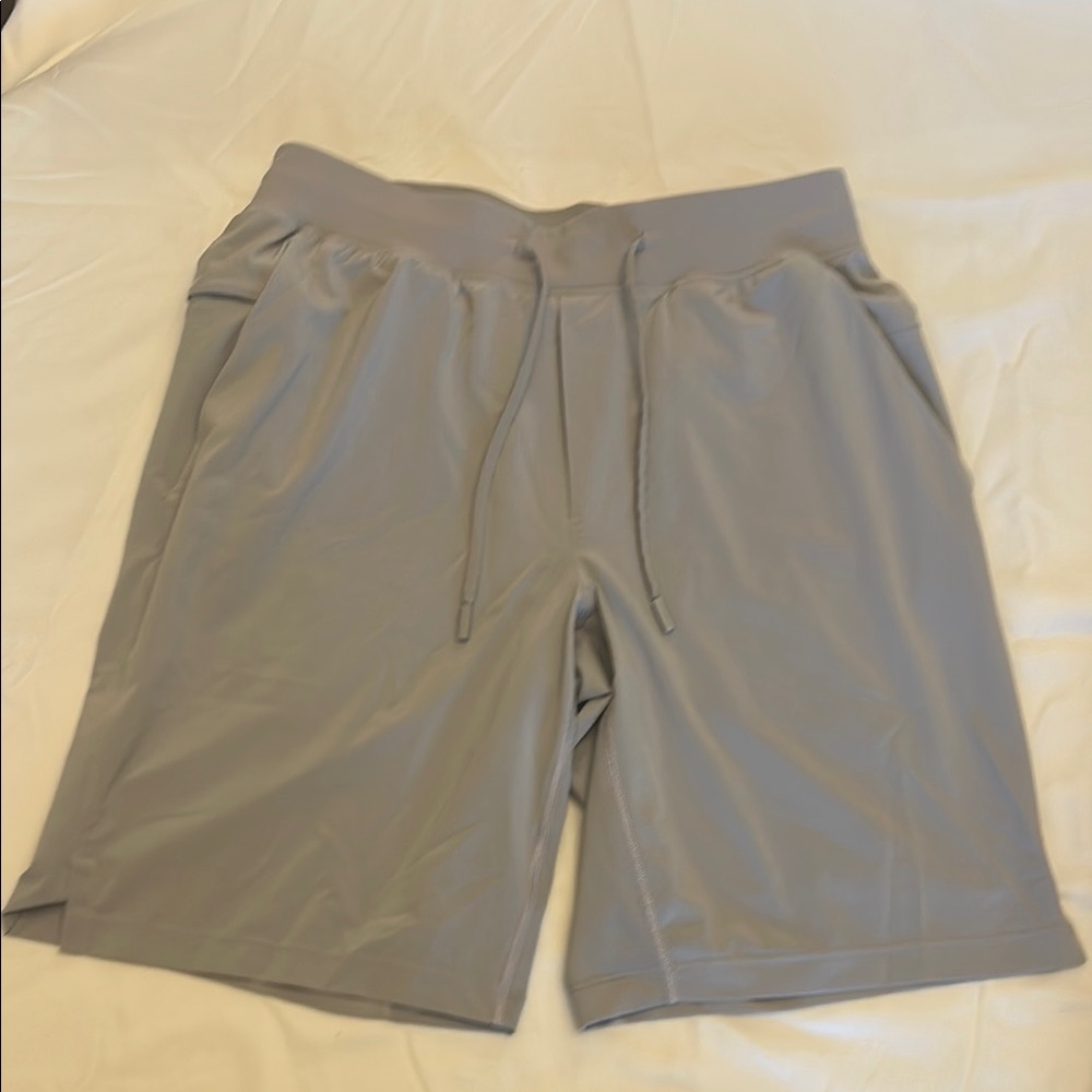 Men’s size M - Lululemon Athletica Gray 9 inch linerless - like new